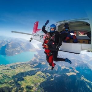 Adrenalinové zážitky ve vzduchu a vyhlídkové letecké sporty